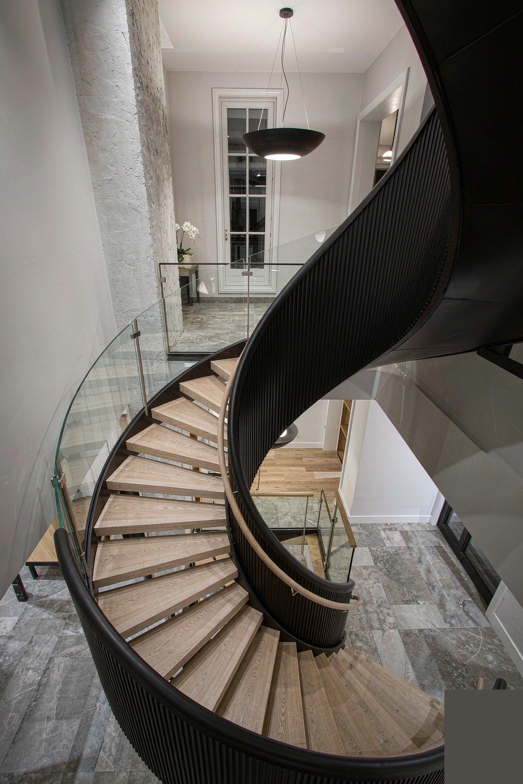 Spiral and sculptural staircase